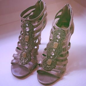 🌟HP🌟Gianni Bini Heels